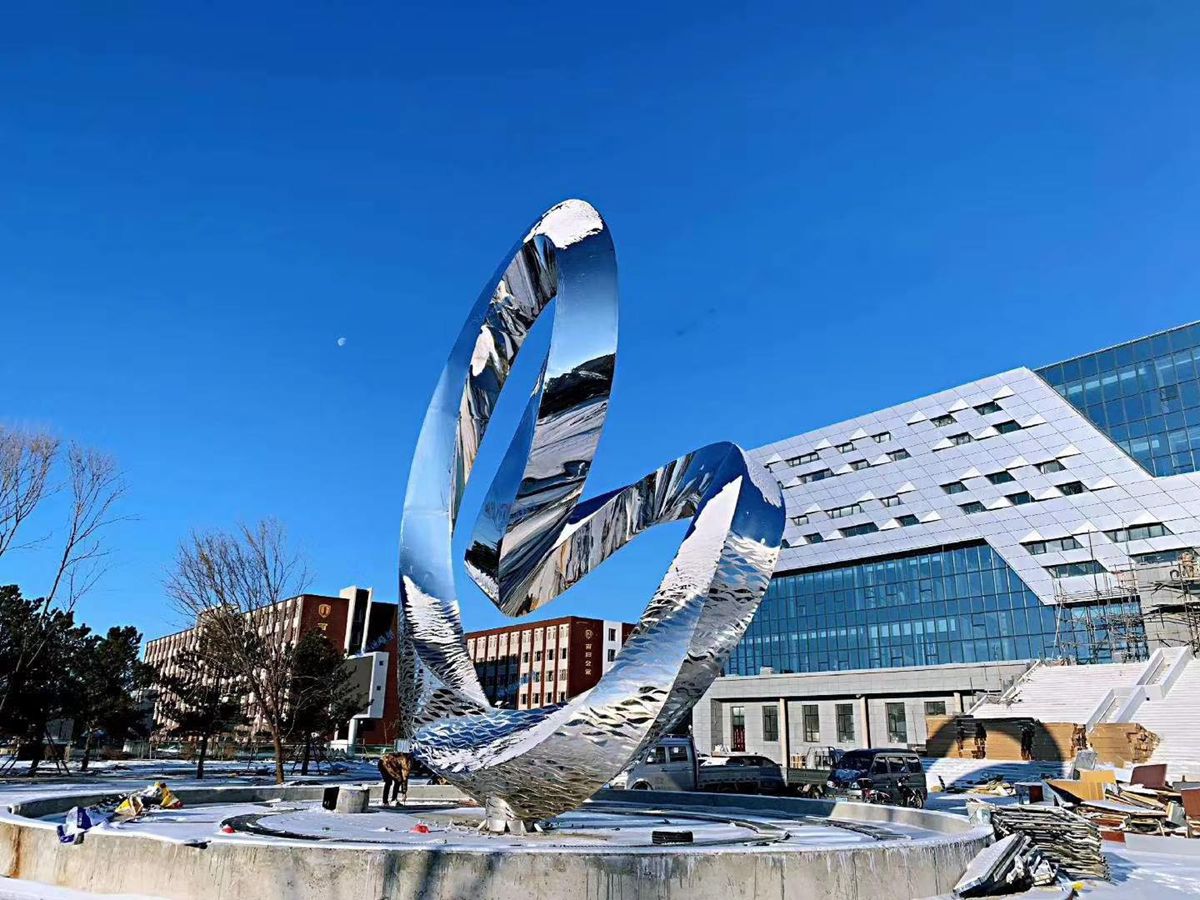 Mirror Mobius Loop Sculpture for Square CSS-206 - Square Sculpture - 1 Mirror Mobius Loop Sculpture for Square
