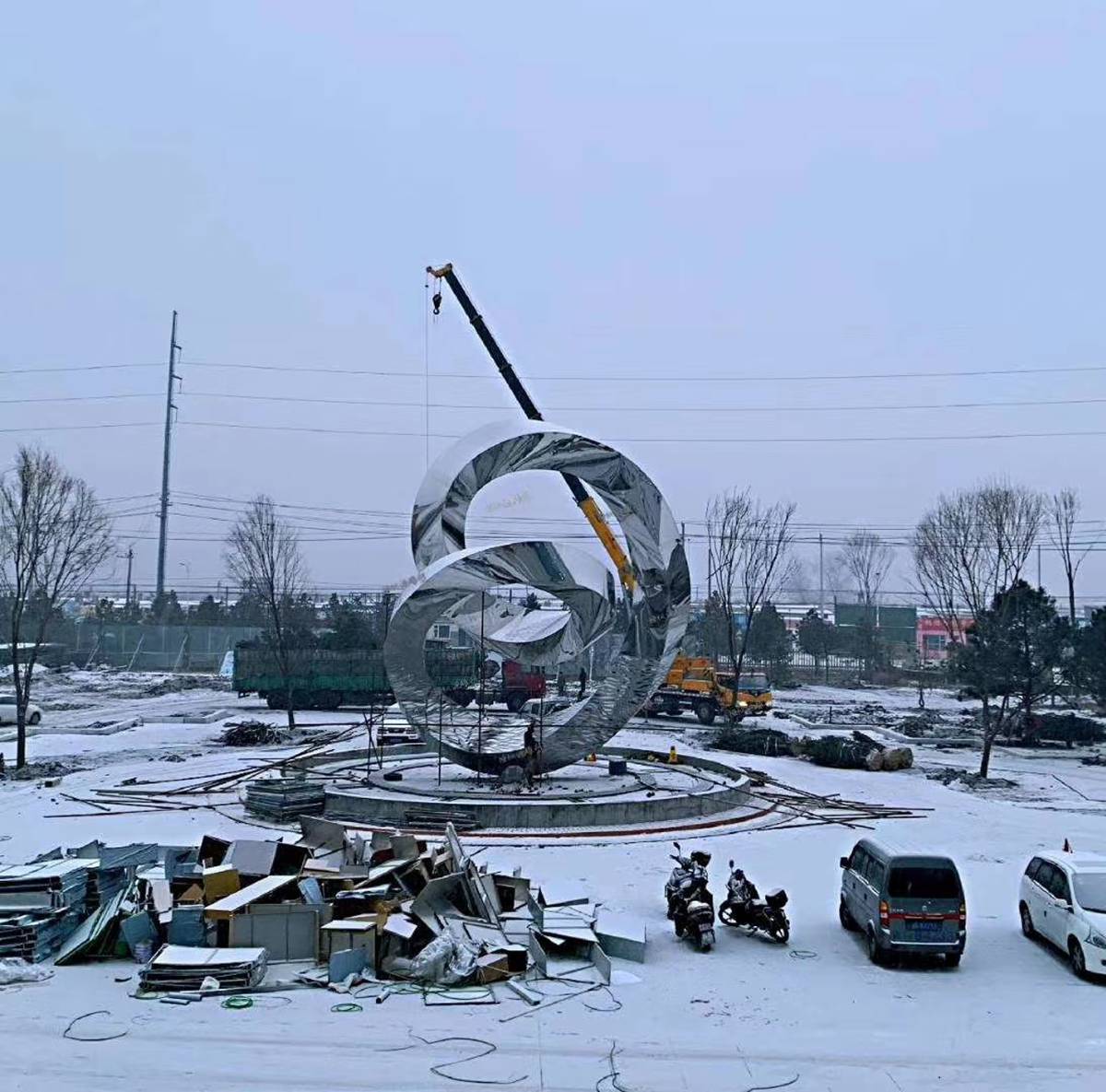 Mirror Mobius Loop Sculpture for Square CSS-206 - Square Sculpture - 2 Mirror Mobius Loop Sculpture for Square