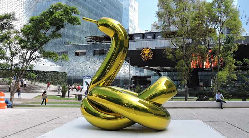 Balloon-Swan-Stainless-Steel-Sculpture for sale