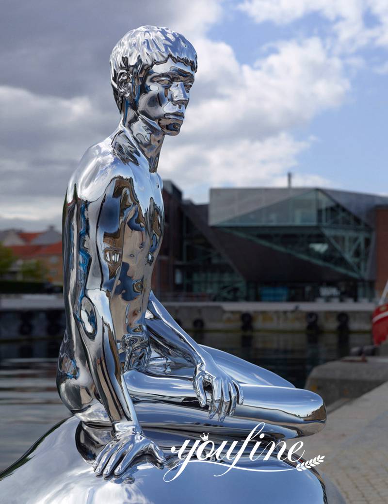Mirror Metal Figure Sculpture stainless steel sculpture