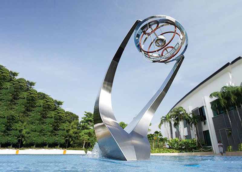 Outdoor Metal Sculptures for Fountain Pool