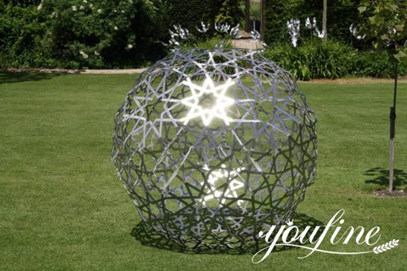 Modern Spherical Metal Garden Sculpture Outdoor Decor for Sale