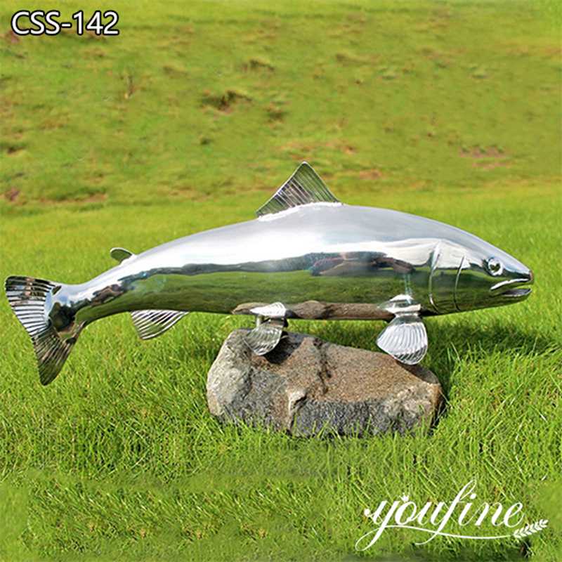 Stainless steel fish sculpture (1)