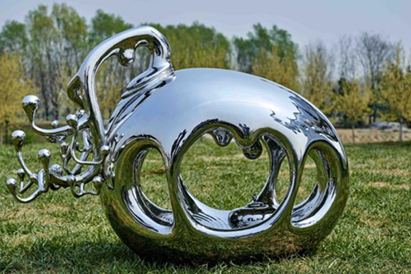 Mirror Stainless Steel Sculpture3