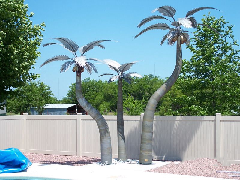 metal yard palm tree