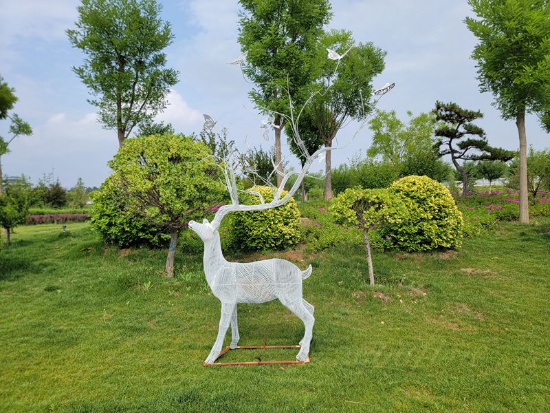 large metal deer sculpture