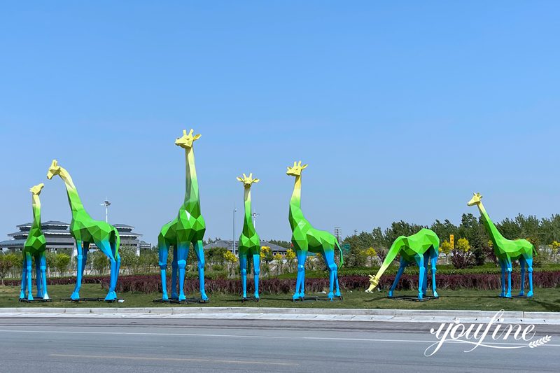 Metal giraffe statue-YouFine Sculpture (1)