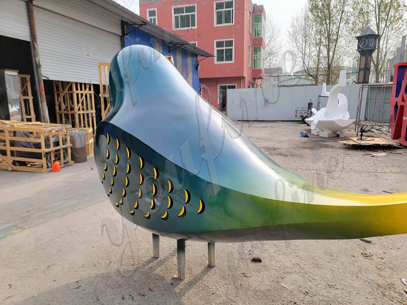 Factory photo of bird sculpture (2)