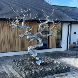 Show the Process of Making a Stainless Steel Tree Sculpture