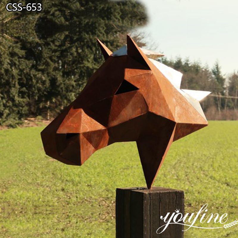 Geometric Horse Sculpture (2)