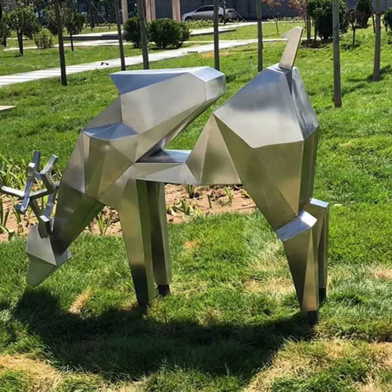 geometric faceted deer sculpture - YouFine Sculpture (2)