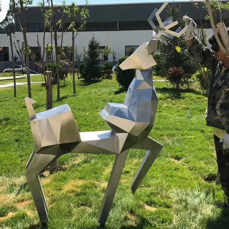 geometric faceted deer sculpture - YouFine Sculpture (3)