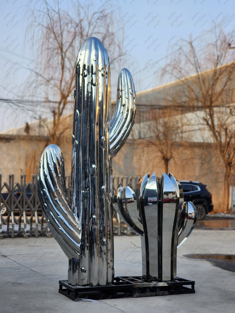 Large Metal Cactus Sculpture for Outdoor Lawn for Sale CSS-857 - Center Square - 5