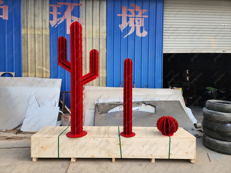 Saguaro Cactus Sculpture Yard Art Supplier