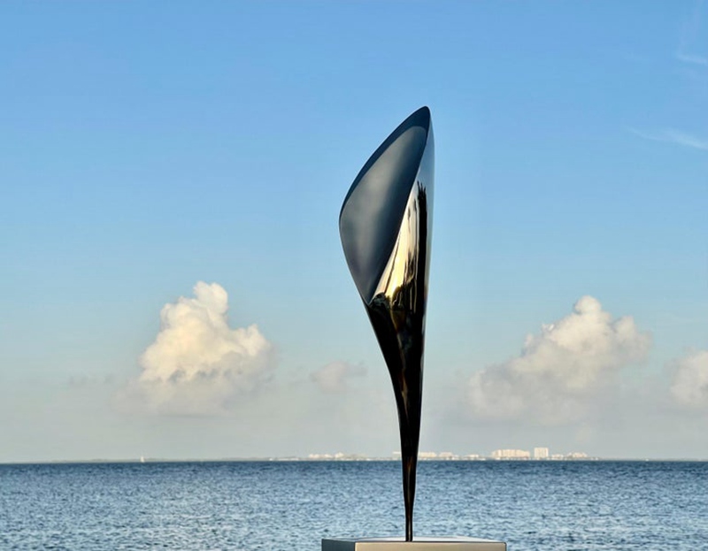 large stainless steel sculpture