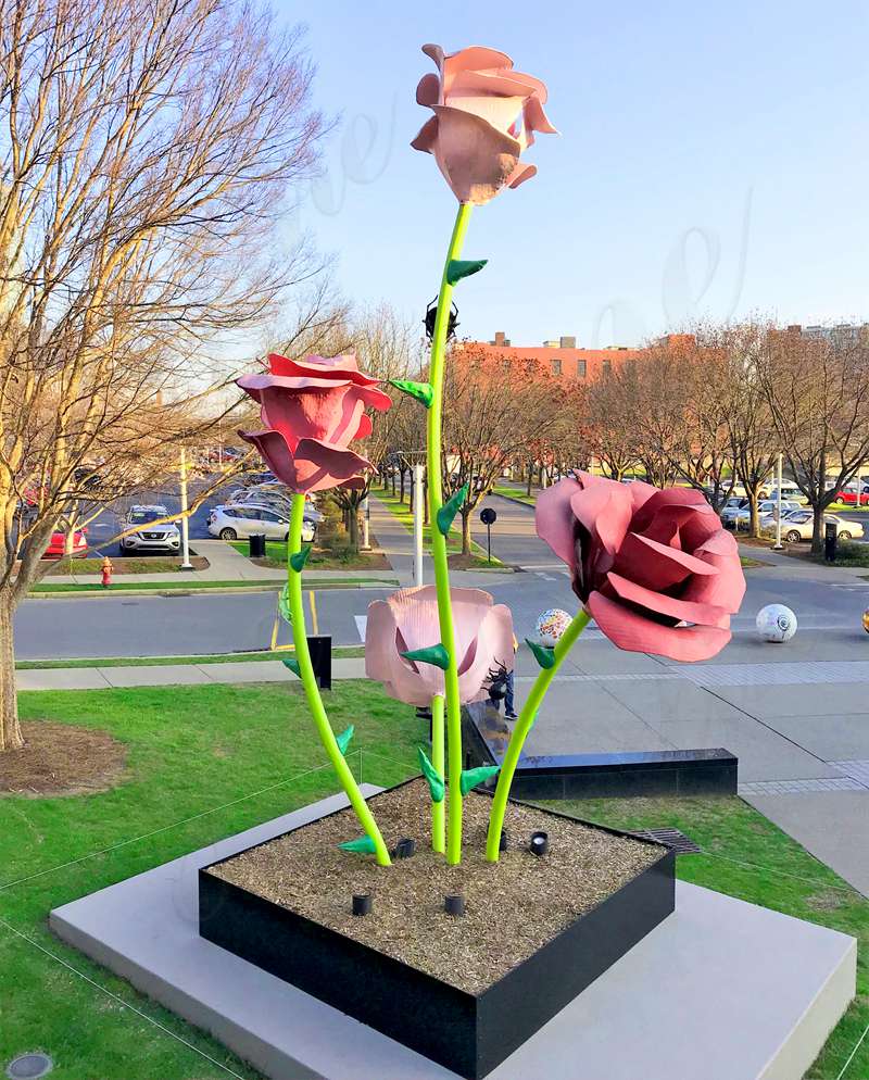 Metal rose sculpture for garden