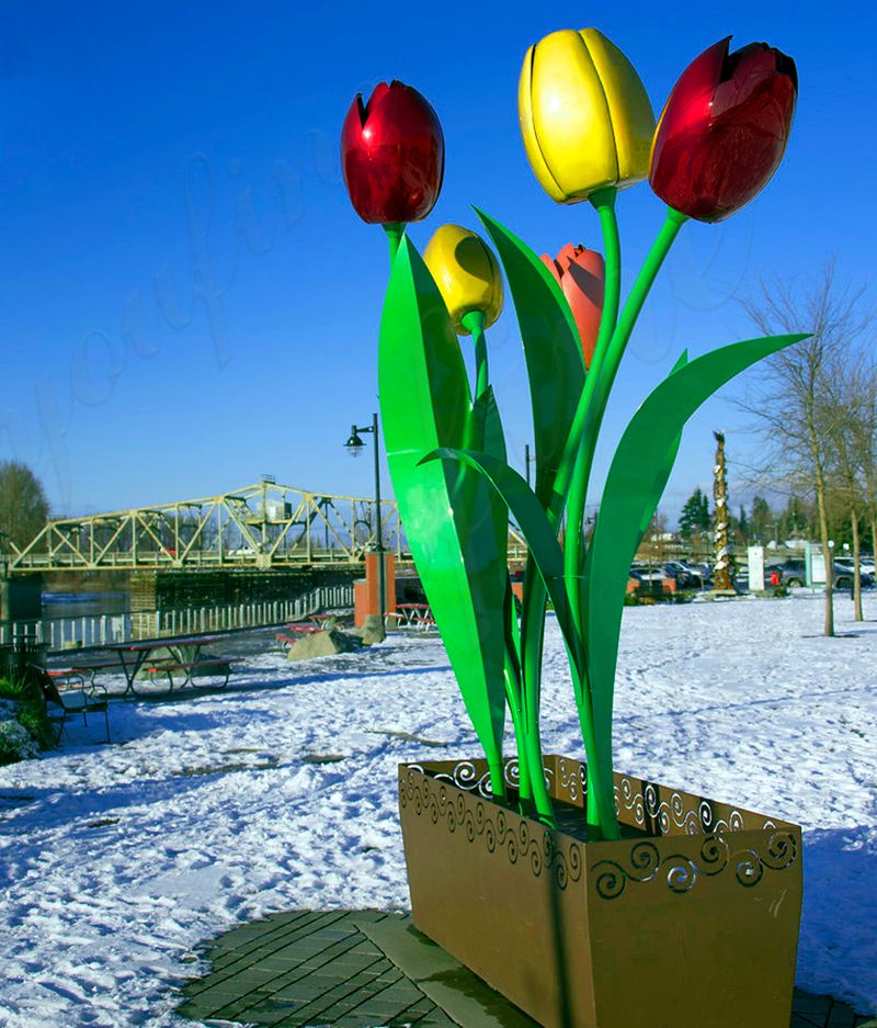 Tulip Metal sculptures 