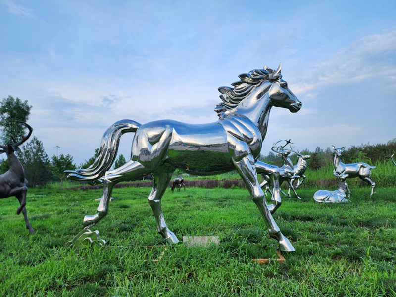 Majesty Modern Horse Statue Stainless Steel Decor Manufacturer