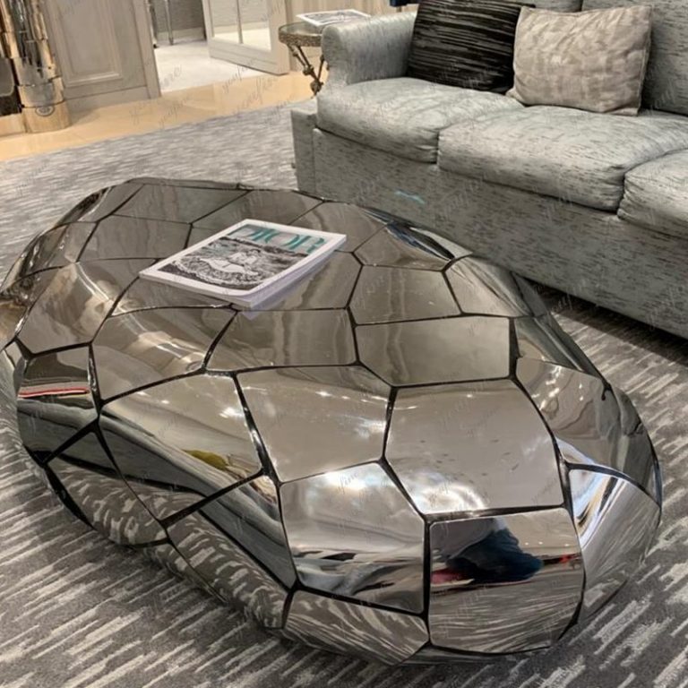 Customer feedback image showing a mirror stainless steel sculpture, image 9