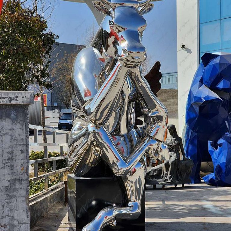 Mirror polished stainless steel sculpture photographed at the YouFine factory, image 12