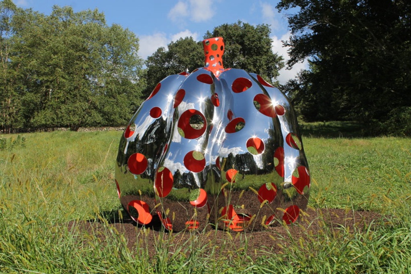 Modern Metal Large Outdoor Pumpkin Statue for Sale - Garden Metal Sculpture - 1