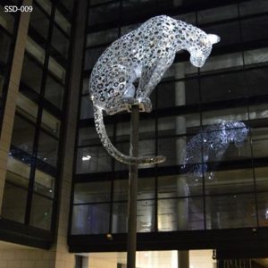 Metal Lighting Large Leopard Sculpture Art Installation SSD-009