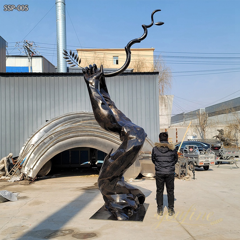 Creative Imitation Bronze Stainless Steel Tree People Sculpture for Outdoor
