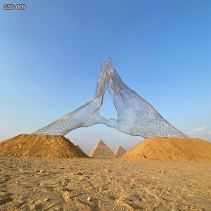 Stainless Steel Wire Giant Hand Sculpture Supplier