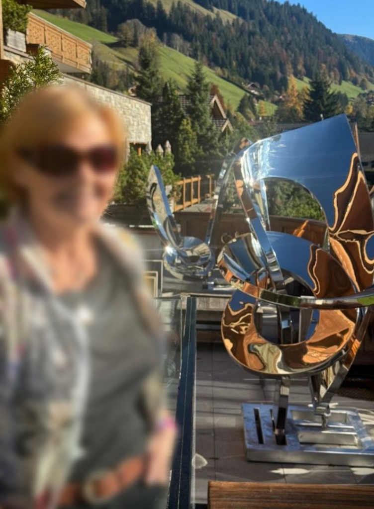 youfine stainless steel abstract sculpture feedback