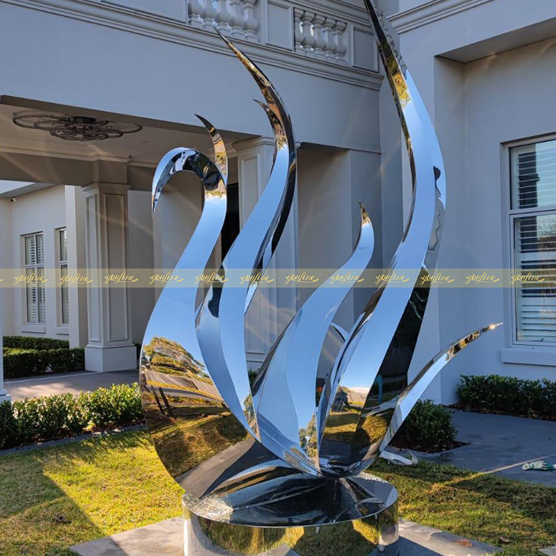 modern swan sculpture
