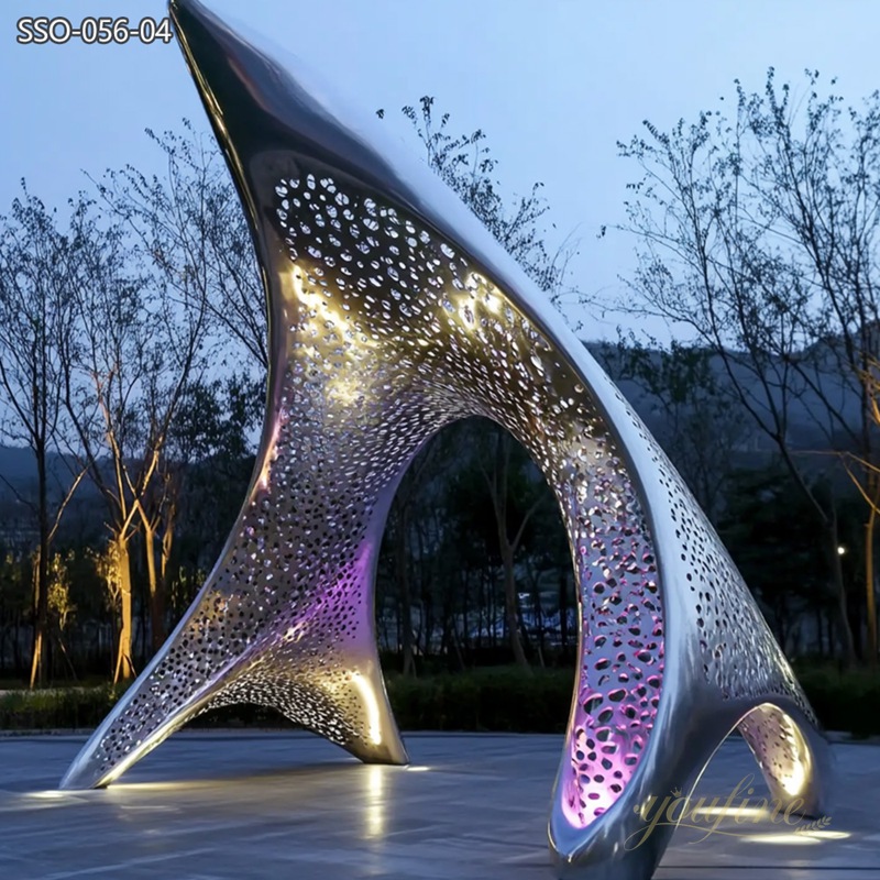stainless steel Outdoor Light Sculptures