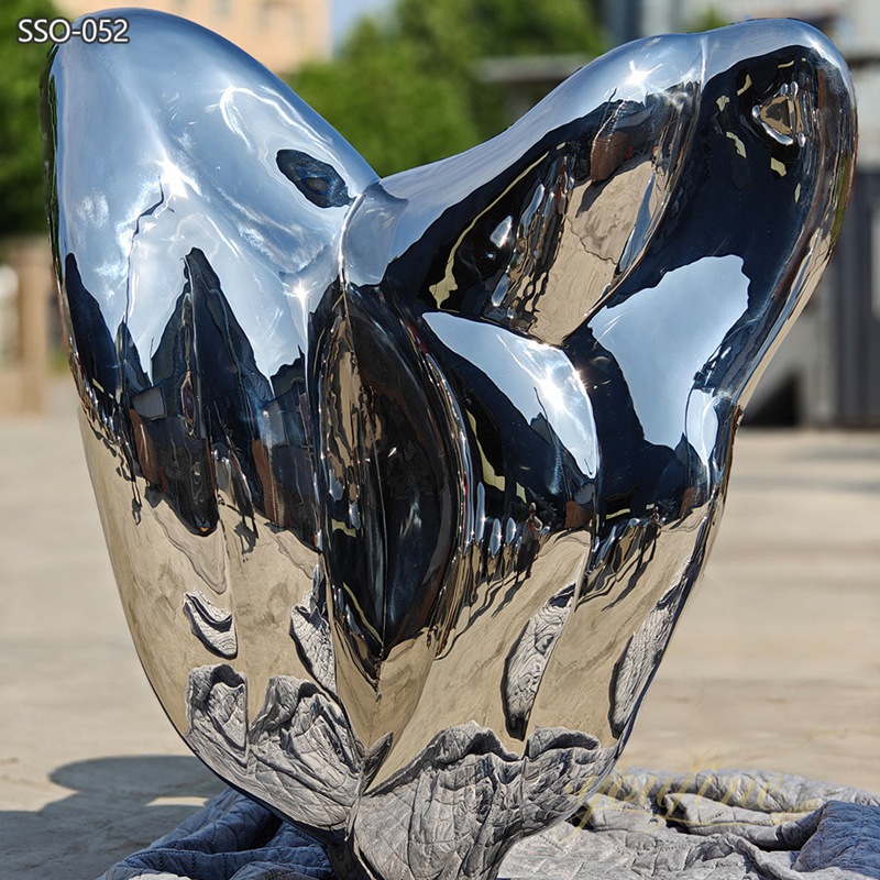 Mirror-Polished Stainless Steel Abstract Heart Sculpture SSO-052