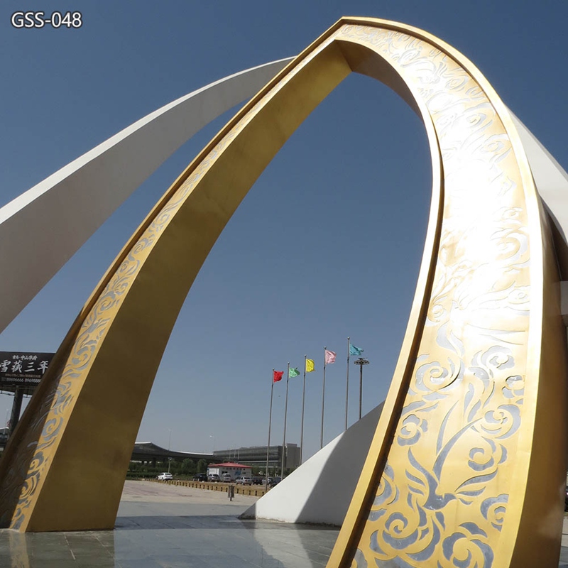 white and golden color Modern Monument Huge Sculpture for City
