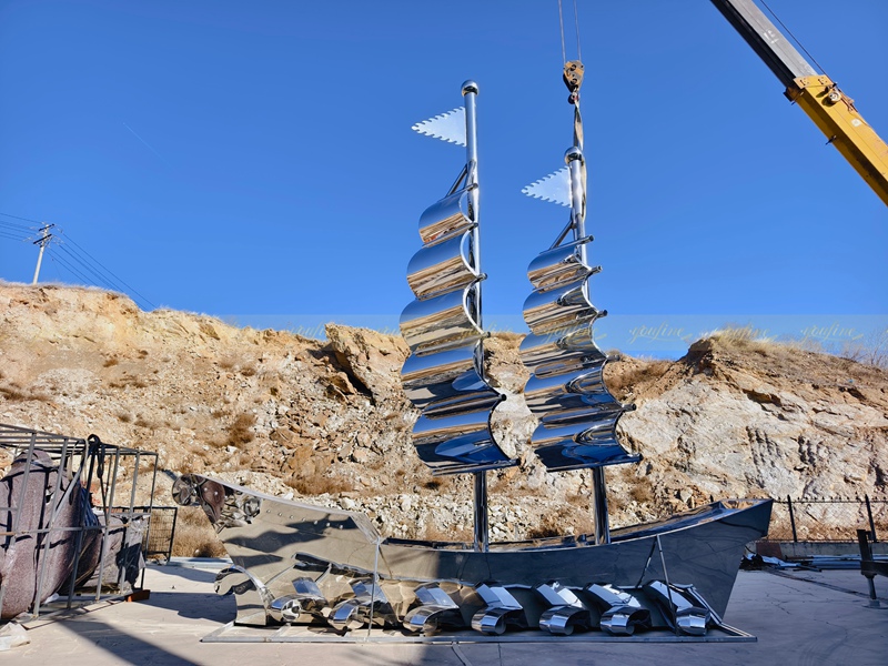 Stainless Steel Huge Sailing Ship Sculpture Project for Roundabout - - 16 mirror polished Stainless Steel Huge Sail Sculpture Project for Roundabout