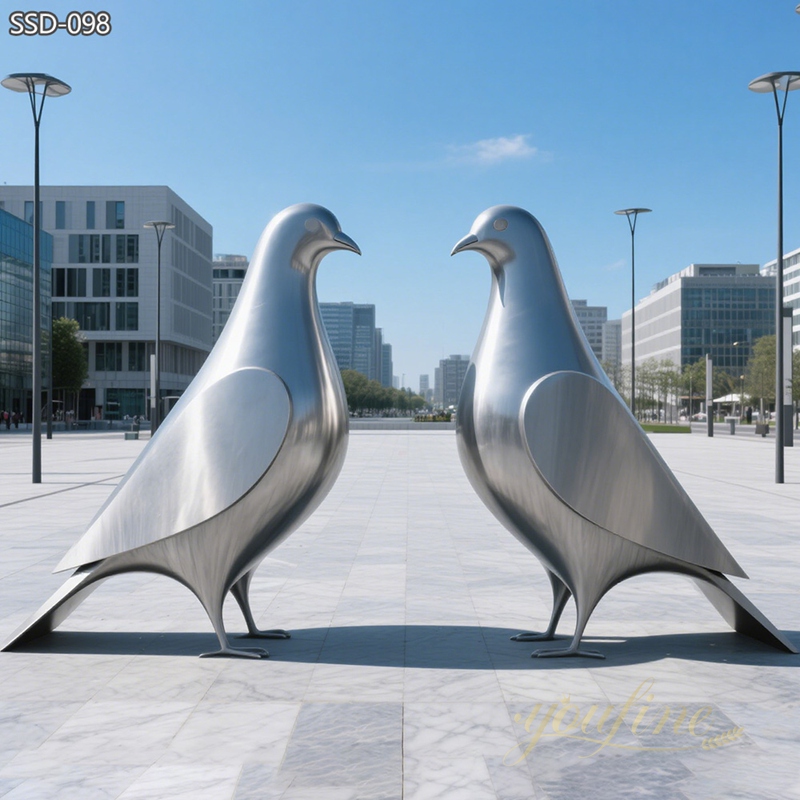 large Stainless Steel Giant Pigeon Sculptures for Urban Public Art