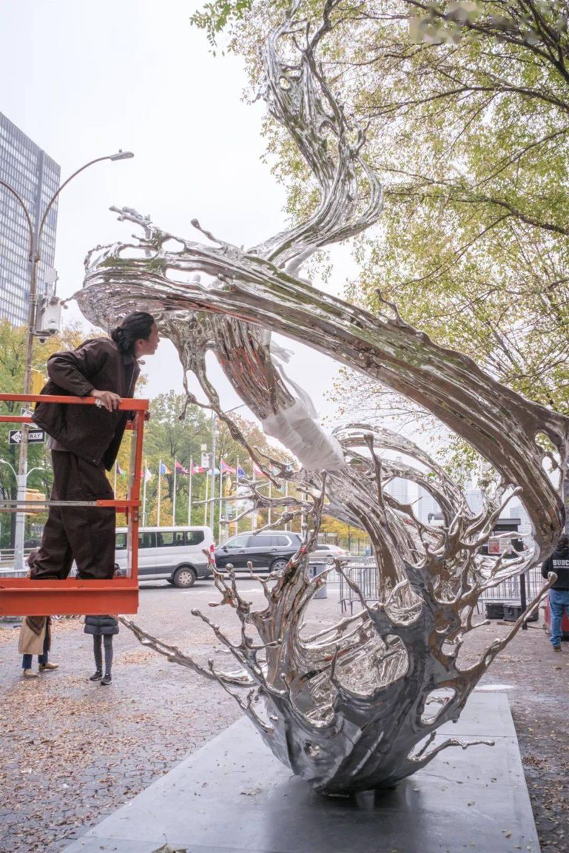 modern Splash stainless steel sculpture