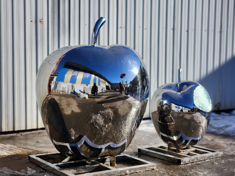 American Amusement Park Sculpture Project - - 9 large stainless steel apple sculpture in YouFine Factory (2)