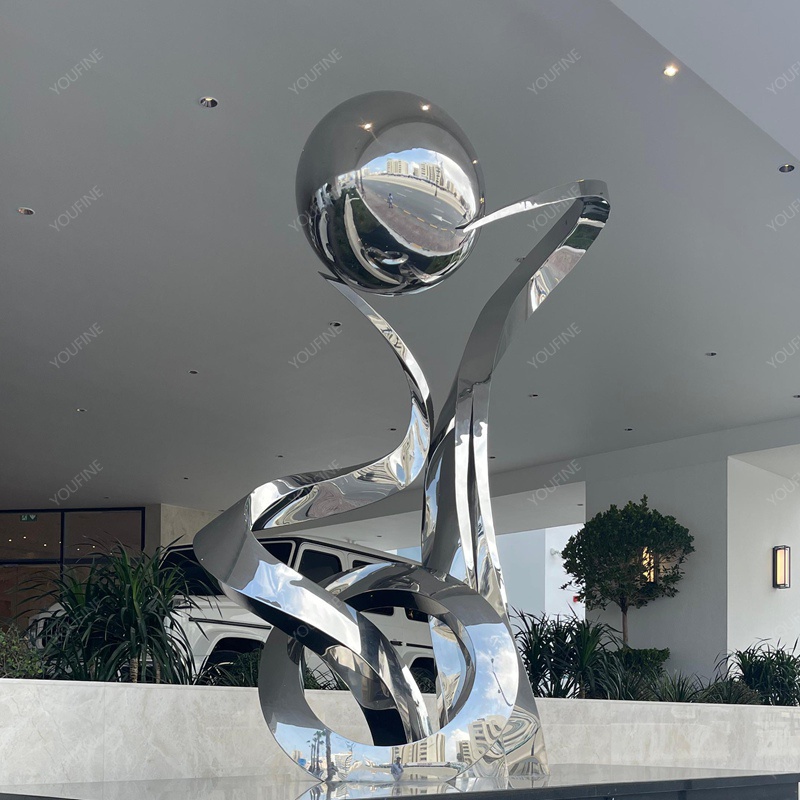 hotel sculpture - large modern outdoor sculpture