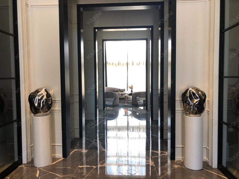 hotel sculpture - modern stainless steel sculpture for hotel door side