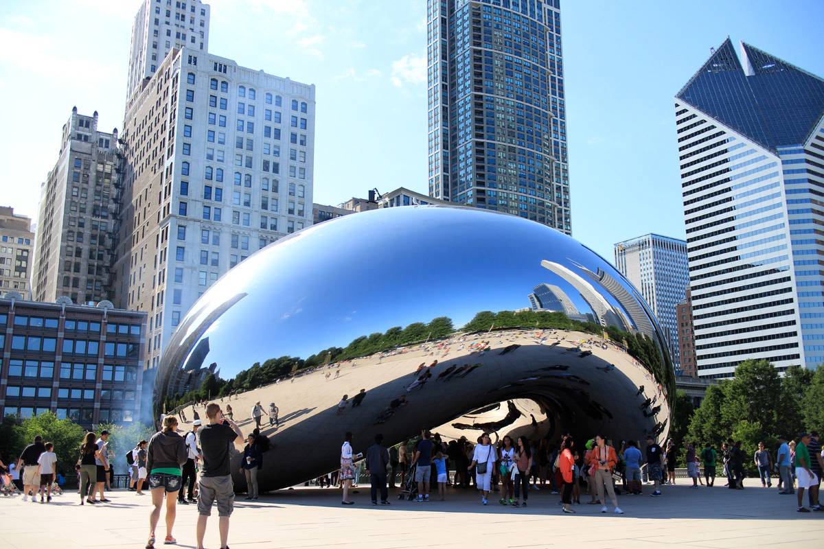 Why Do Cities Love Reflective Sculptures? - News - 5 stainless steel bean sculpture