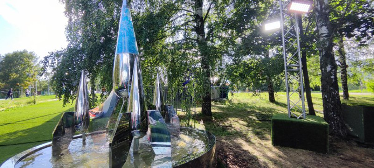 Modern Mirror Polished Rocket Fountain Sculpture - Abstract Water Sculpture - 6 park stainless steel Rocket Fountain Sculpture