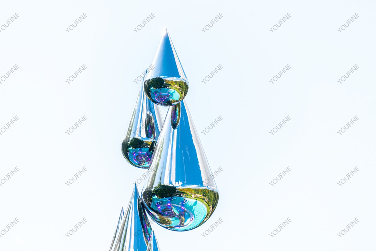 Moscow Public Park Sculpture Project - - 31 Outdoor mirror polished stainless steel sculpture