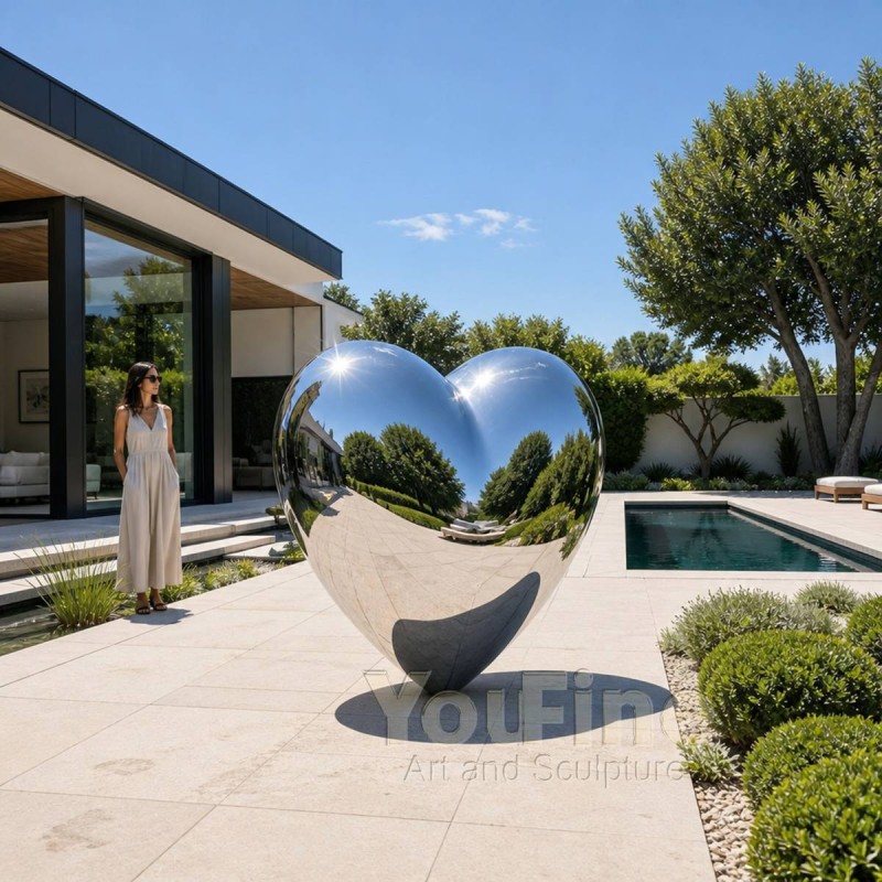 Mirror-Polished Stainless Steel Heart Sculpture Mirror-Polished Stainless Steel Heart Sculpture