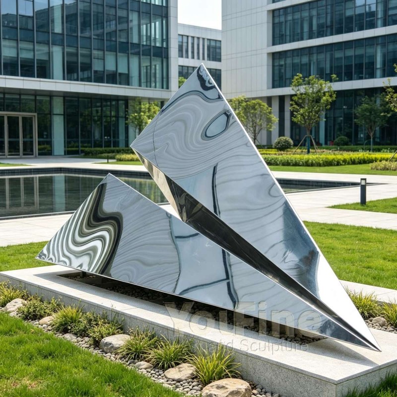 Mirror Polished Stainless Steel Paper Plane Sculpture Mirror Polished Stainless Steel Paper Plane Sculpture