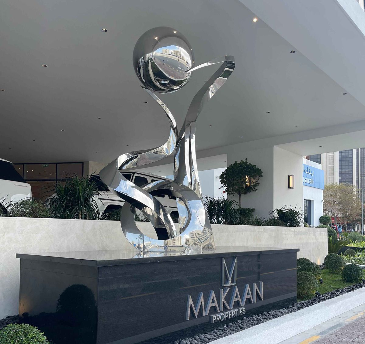 stainless steel sculpture for hotel 